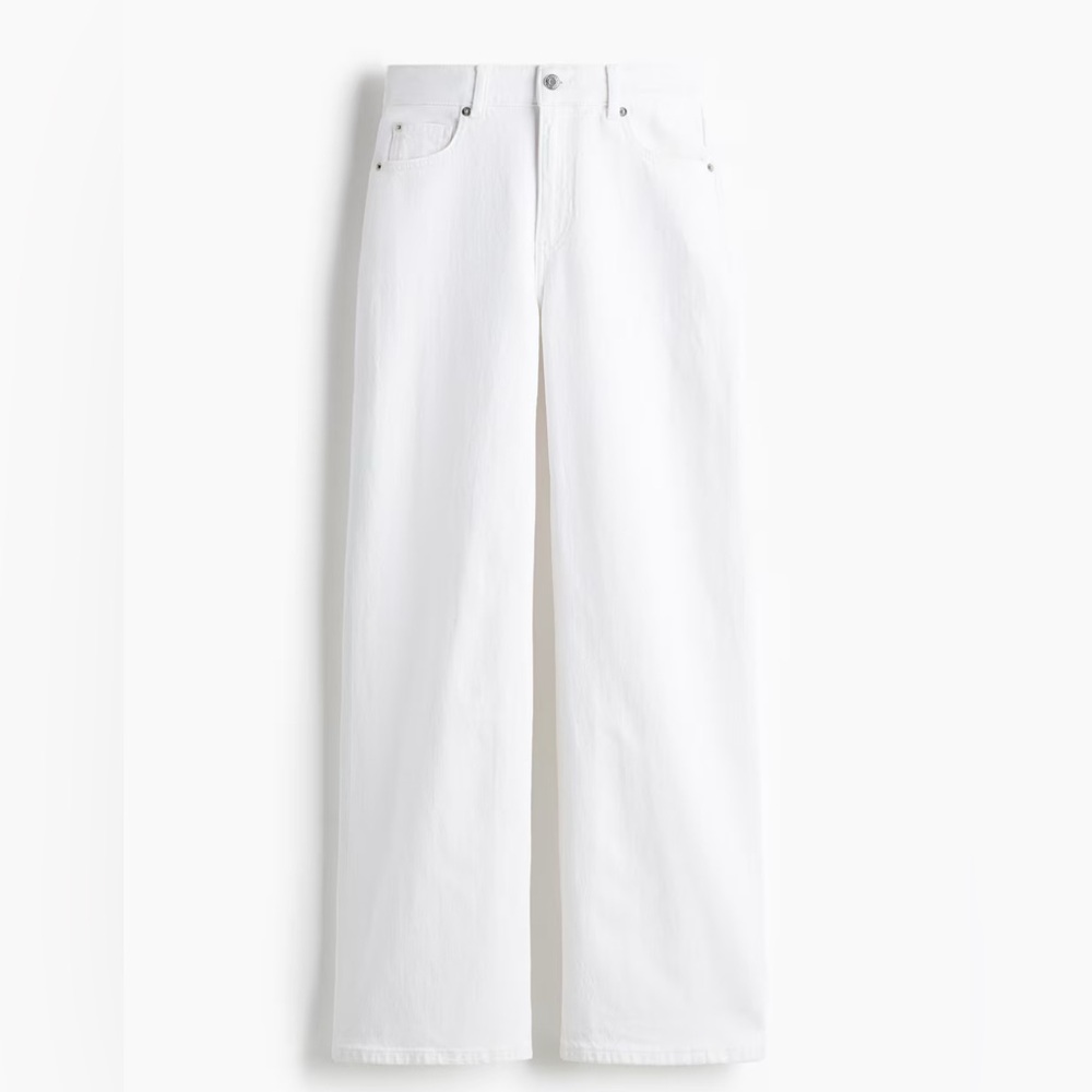 White Women's straight leg, high waist jeans sz 6. High waist . Eur 38